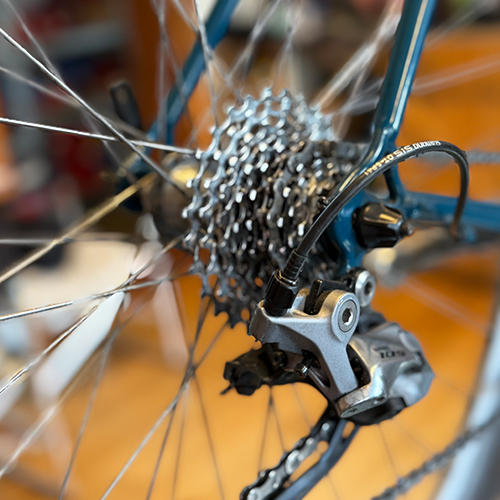 BIKEdog Fahrradladen - Fachgeschäft für Zweiräder in Brandenburg, Rad, Speichen, Schaltung